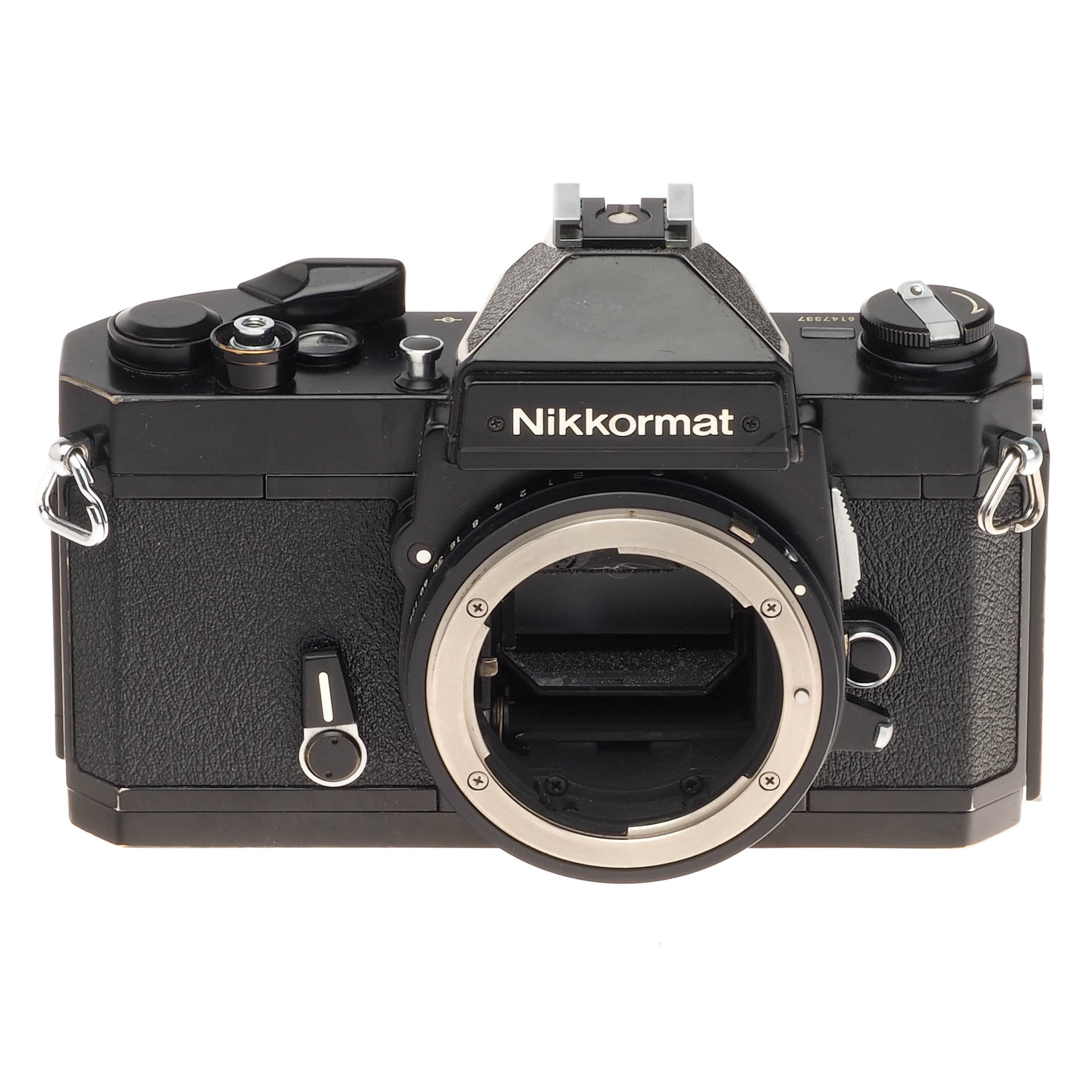 nikkormat 35mm film camera